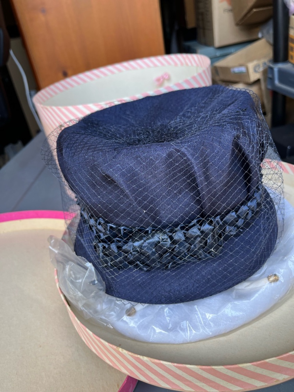 Pink Striped Round Hat Box with Rope Handle - Picture 2 of 4